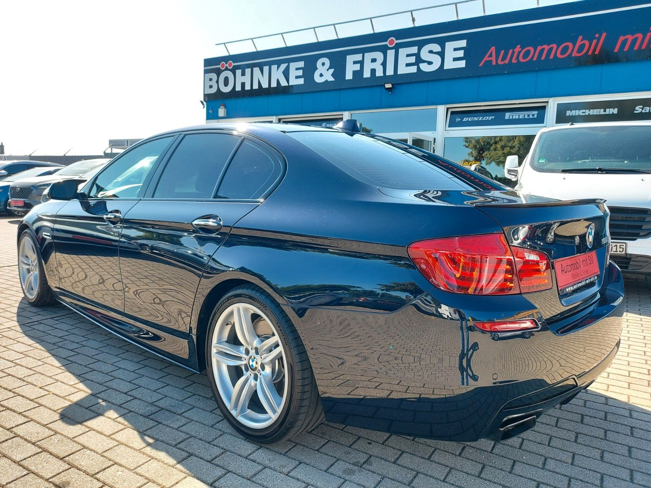 BMW 550i Limousine Autom. M-Sport HUD Glasdach H&K - Limuzina: slika 4 BMW 550i Limousine Autom. M-Sport HUD Glasdach H&K - Limuzina: slika 4