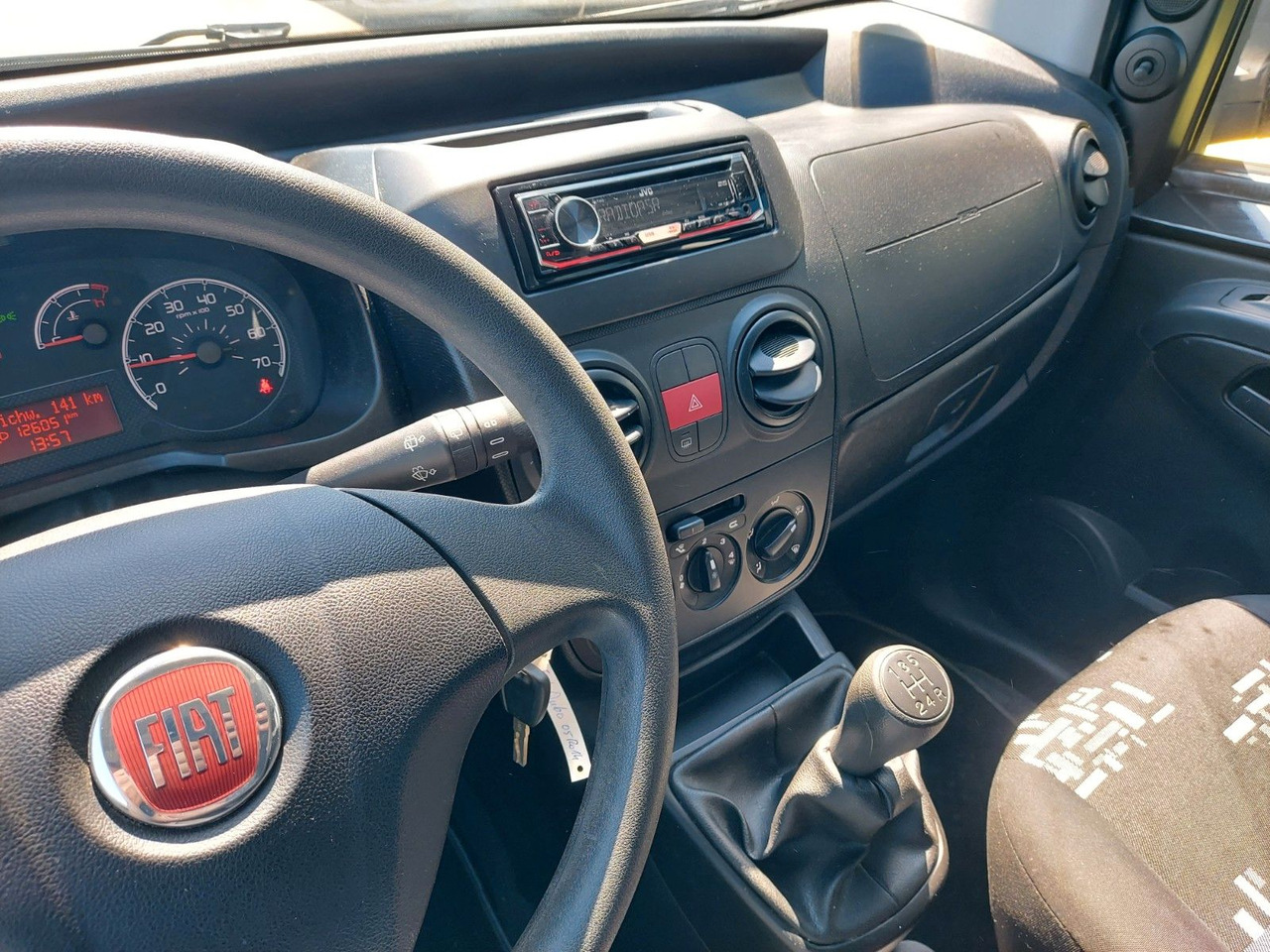 Fiat Qubo Pop 5 Sitze Klima Sitzheizung PDC - Potniški kombi: slika 5 Fiat Qubo Pop 5 Sitze Klima Sitzheizung PDC - Potniški kombi: slika 5