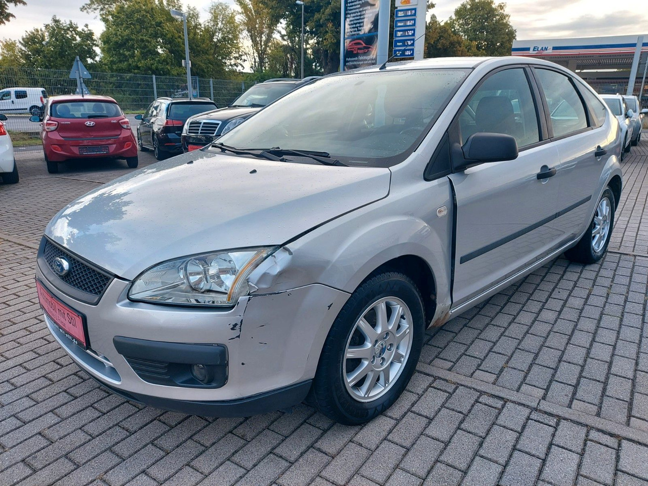 Ford Focus Lim. Trend Klima M+S - Limuzina: slika 4 Ford Focus Lim. Trend Klima M+S - Limuzina: slika 4