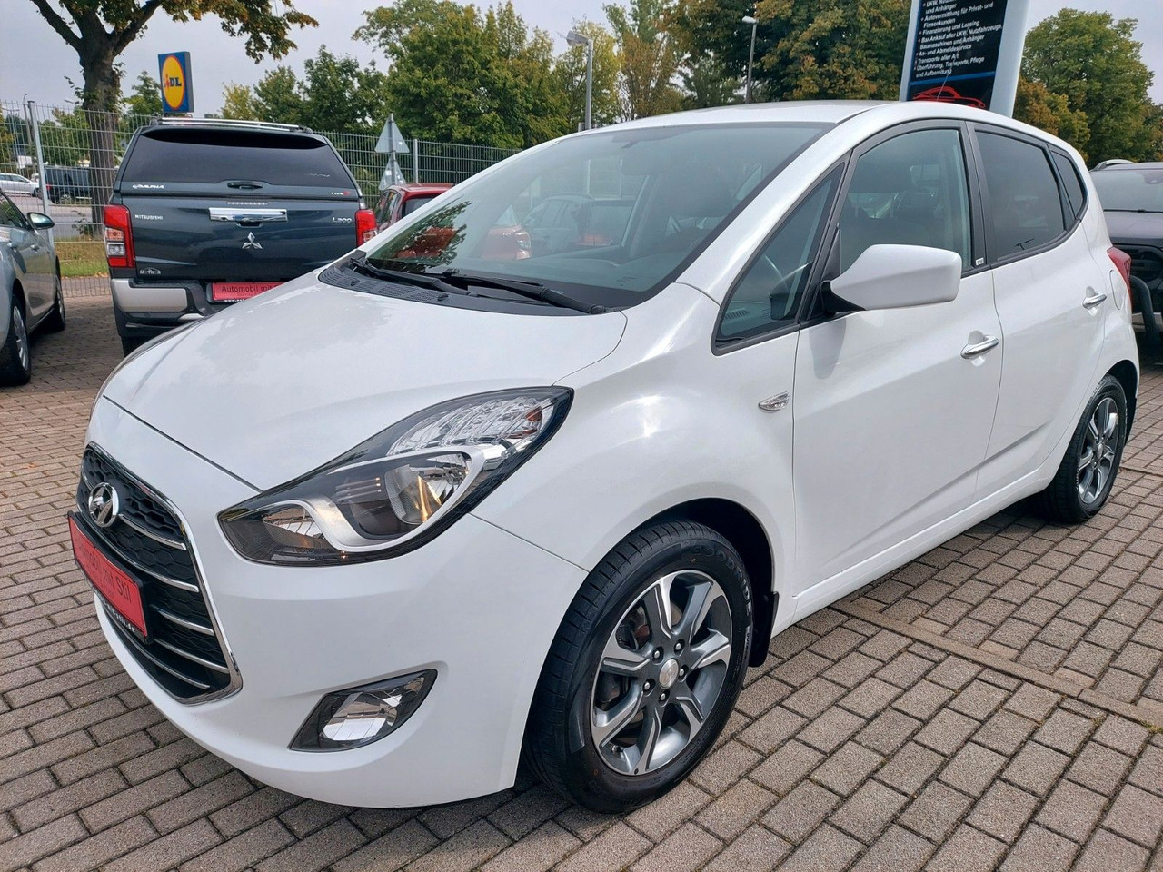 Hyundai ix20 Passion Automatik Klima PDC AHK - Avtomobil: slika 4 Hyundai ix20 Passion Automatik Klima PDC AHK - Avtomobil: slika 4