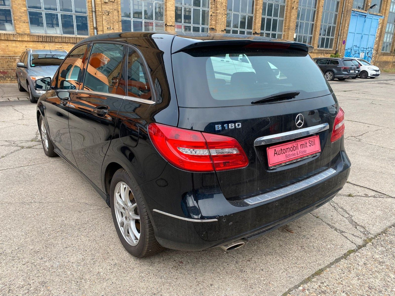 Mercedes-Benz B 180 B -Klasse B 180 Autom. Xenon Navi - Limuzina: slika 4 Mercedes-Benz B 180 B -Klasse B 180 Autom. Xenon Navi - Limuzina: slika 4