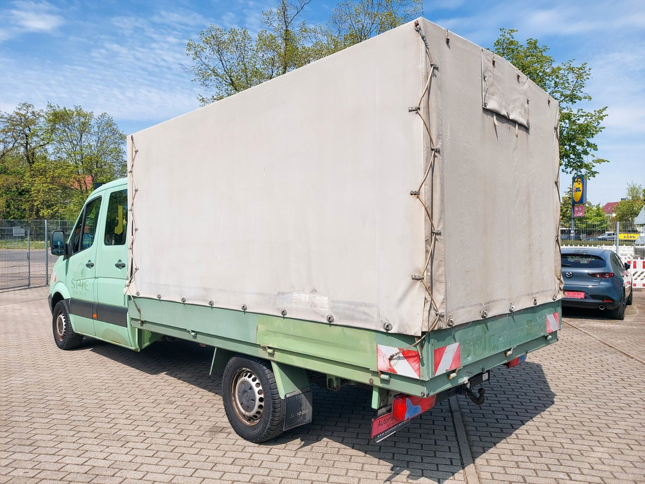 Mercedes-Benz Sprinter II Pritsche/DoKa 313 CDI KLIMA 7 SITZE - Dostavno vozilo s ponjavo, Dostavno vozilo z dvojno kabino: slika 4 Mercedes-Benz Sprinter II Pritsche/DoKa 313 CDI KLIMA 7 SITZE - Dostavno vozilo s ponjavo, Dostavno vozilo z dvojno kabino: slika 4