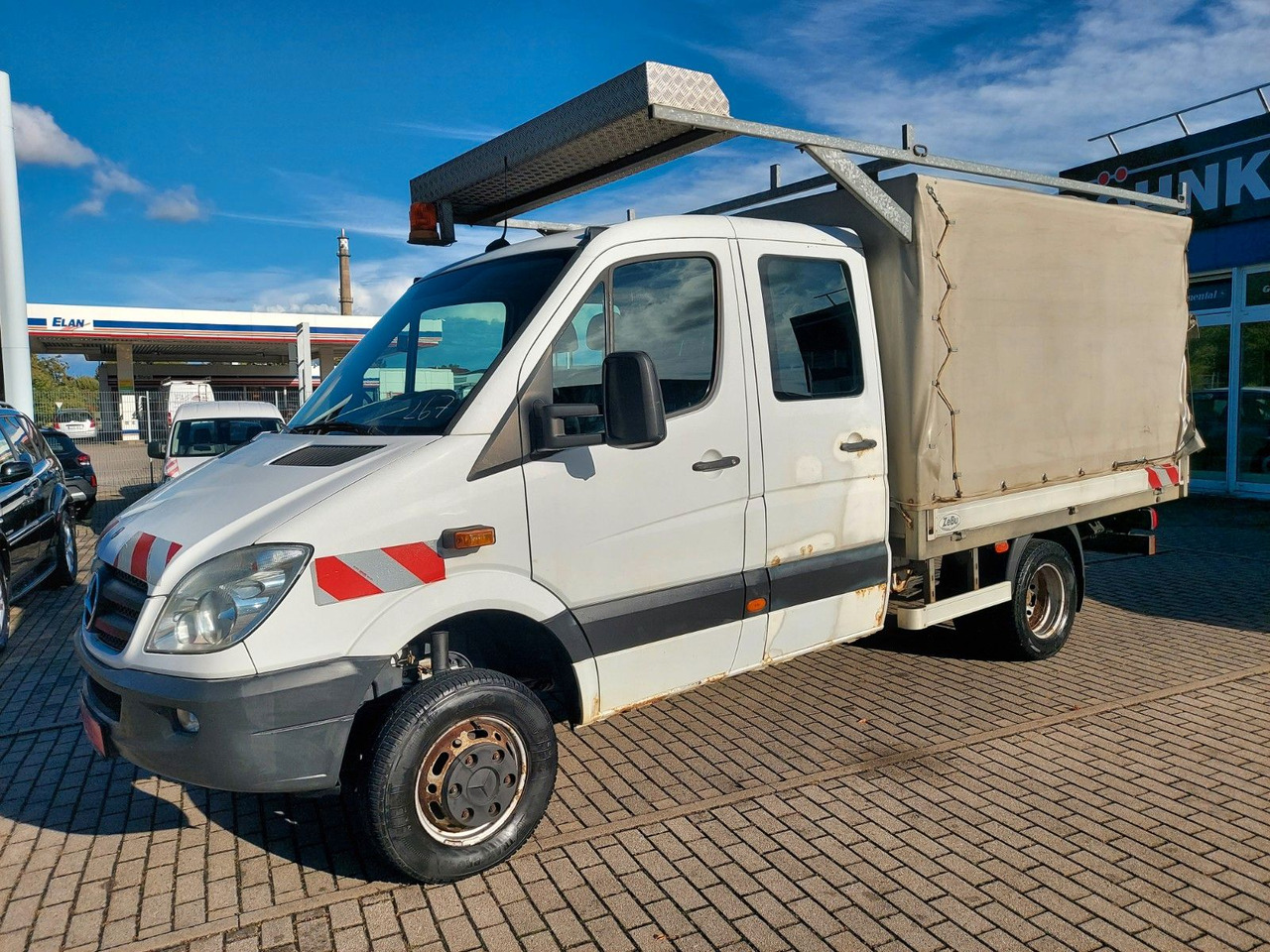 Mercedes-Benz Sprinter II Pritsche DoKa 516 4X4 Plane 6 Sitze - Dostavno vozilo s ponjavo, Dostavno vozilo z dvojno kabino: slika 3 Mercedes-Benz Sprinter II Pritsche DoKa 516 4X4 Plane 6 Sitze - Dostavno vozilo s ponjavo, Dostavno vozilo z dvojno kabino: slika 3