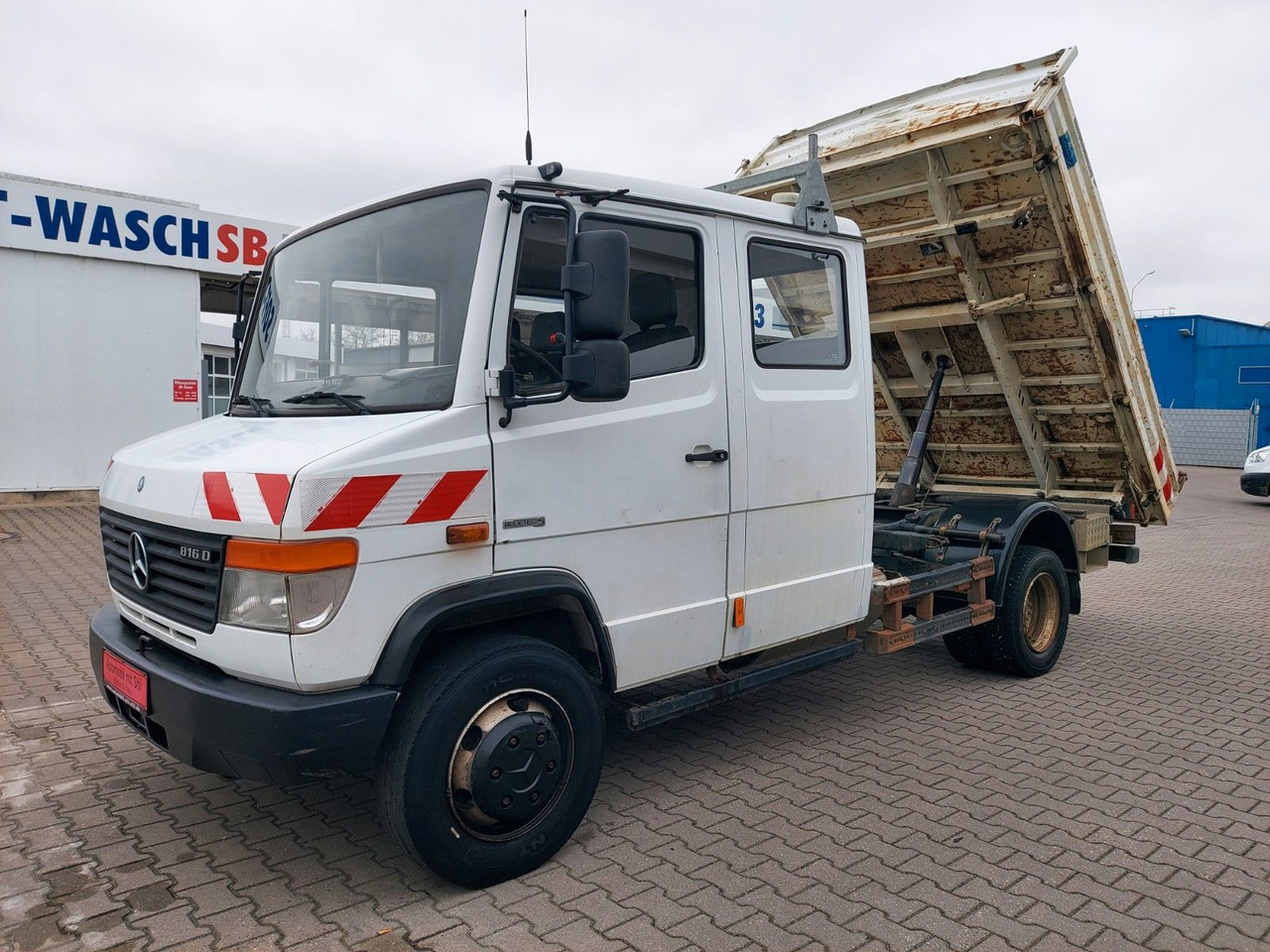 Mercedes-Benz VARIO 816D DOKA DREISEITEN KIPPER MEILLER - Dostavno vozilo prekucnik, Dostavno vozilo z dvojno kabino: slika 3 Mercedes-Benz VARIO 816D DOKA DREISEITEN KIPPER MEILLER - Dostavno vozilo prekucnik, Dostavno vozilo z dvojno kabino: slika 3