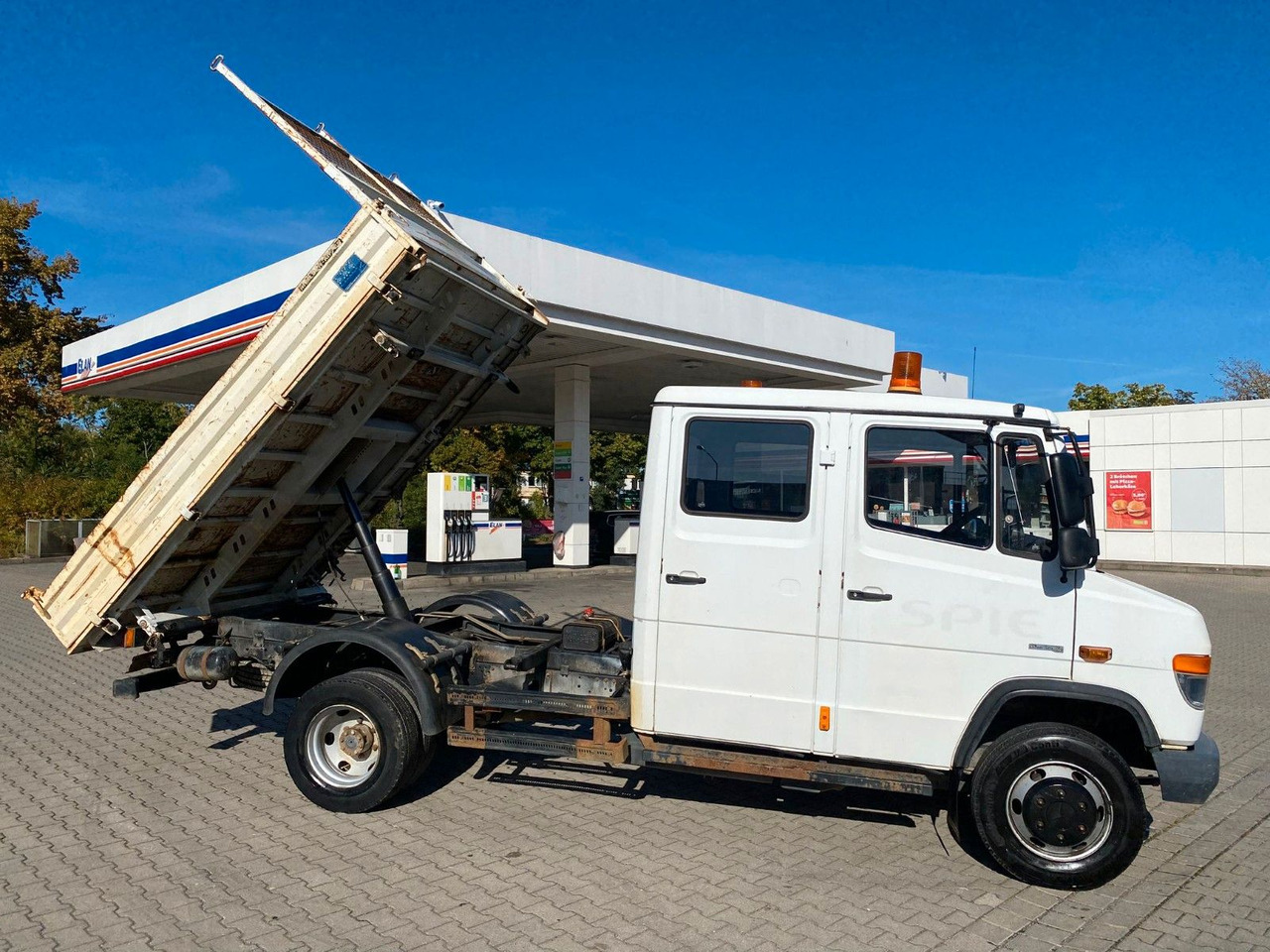 Mercedes-Benz VARIO 816D Doka 3 Seiten Kipper Meiller - Dostavno vozilo prekucnik, Dostavno vozilo z dvojno kabino: slika 1 Mercedes-Benz VARIO 816D Doka 3 Seiten Kipper Meiller - Dostavno vozilo prekucnik, Dostavno vozilo z dvojno kabino: slika 1