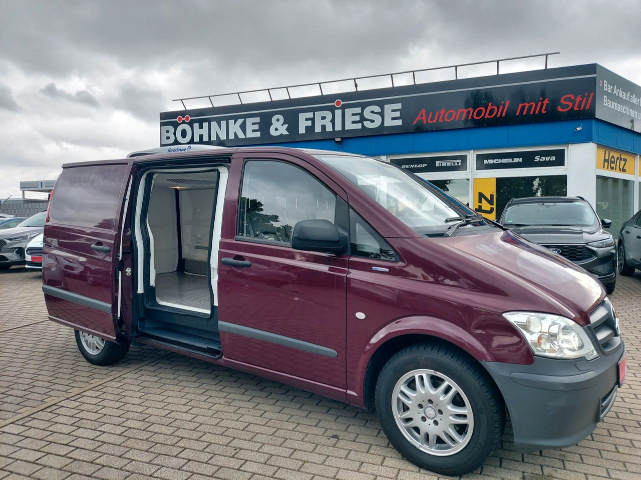 Mercedes-Benz Vito 116 CDI Lang Kühler Cooler KERSTNER 220V - Hladilno vozilo: slika 1 Mercedes-Benz Vito 116 CDI Lang Kühler Cooler KERSTNER 220V - Hladilno vozilo: slika 1