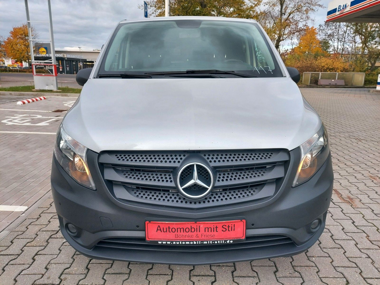 Mercedes-Benz Vito Kasten 114 4x4 4Matic lang Klima AHK PDC - Potniški kombi: slika 4 Mercedes-Benz Vito Kasten 114 4x4 4Matic lang Klima AHK PDC - Potniški kombi: slika 4