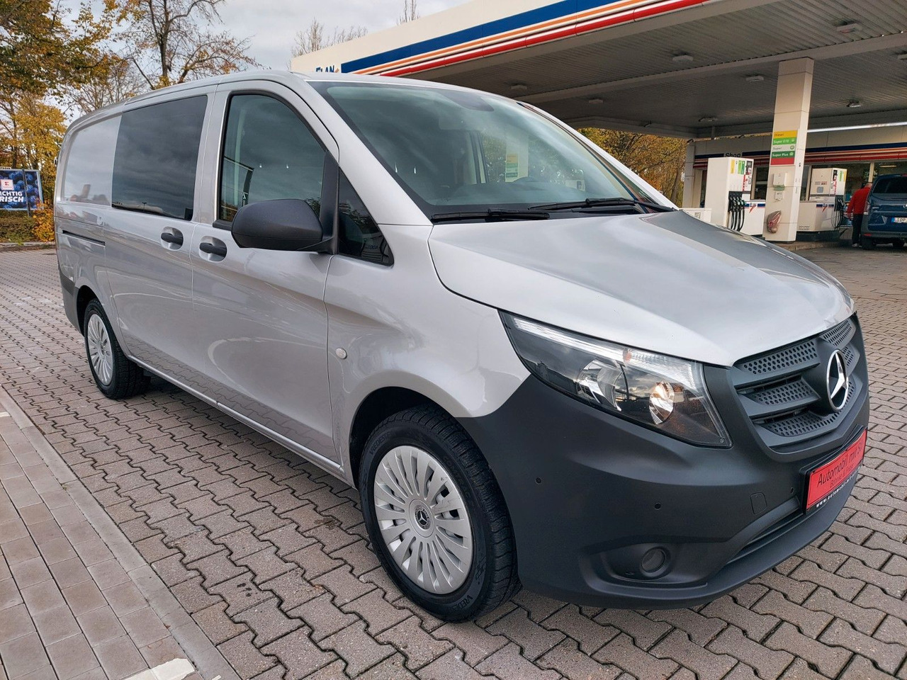 Mercedes-Benz Vito Kasten 114 4x4 4Matic lang Klima AHK PDC - Potniški kombi: slika 3 Mercedes-Benz Vito Kasten 114 4x4 4Matic lang Klima AHK PDC - Potniški kombi: slika 3