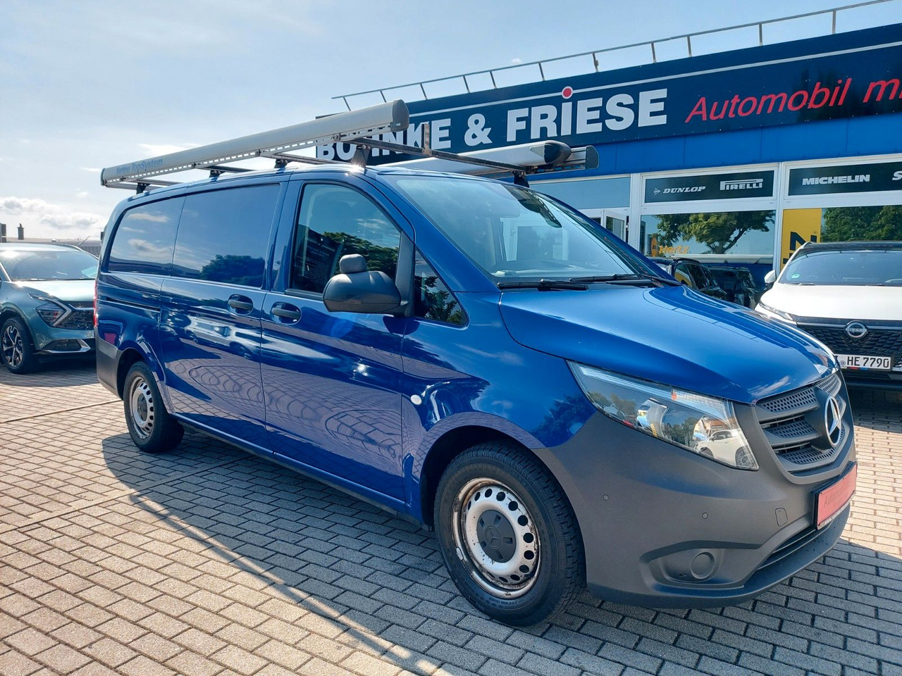 Mercedes-Benz Vito Kasten 114 RWD Lang Autom. Klima Tempo PDC - Potniški kombi: slika 2 Mercedes-Benz Vito Kasten 114 RWD Lang Autom. Klima Tempo PDC - Potniški kombi: slika 2