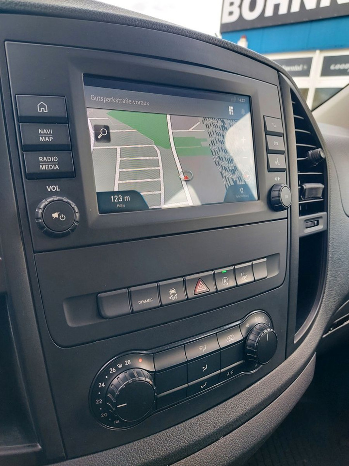 Mercedes-Benz Vito Mixto 114 CDI 4x4 Extralang 5 Sitze LED - Potniški kombi: slika 4 Mercedes-Benz Vito Mixto 114 CDI 4x4 Extralang 5 Sitze LED - Potniški kombi: slika 4