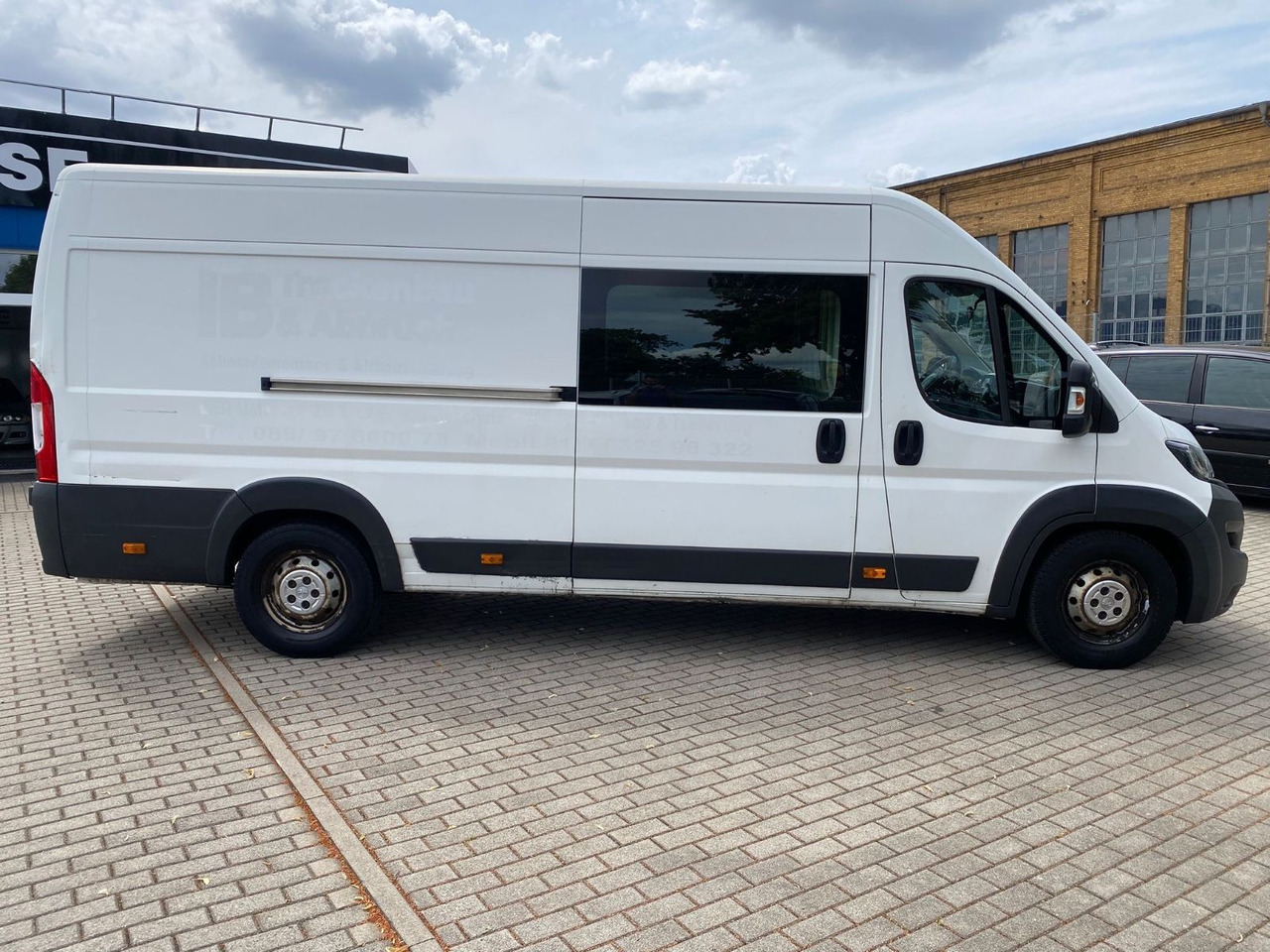 Peugeot Boxer Kasten Hochraum 435 L4H2 Komfort Plus Blue - Potniški kombi: slika 5 Peugeot Boxer Kasten Hochraum 435 L4H2 Komfort Plus Blue - Potniški kombi: slika 5