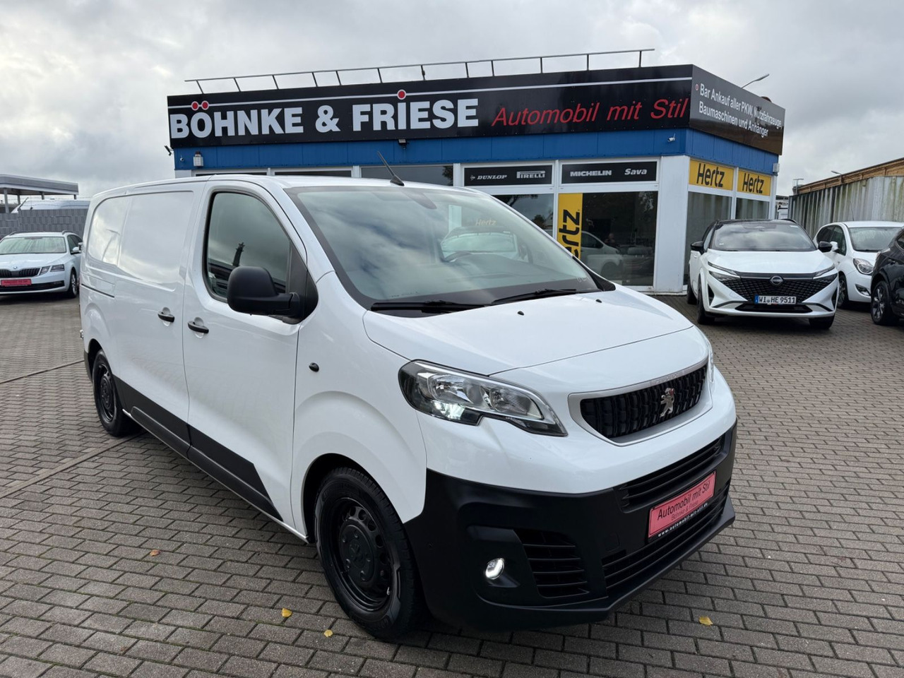 Peugeot Expert Kasten Premium L2 SHZ KLIMA STANDHEIZUNG - Potniški kombi: slika 1 Peugeot Expert Kasten Premium L2 SHZ KLIMA STANDHEIZUNG - Potniški kombi: slika 1