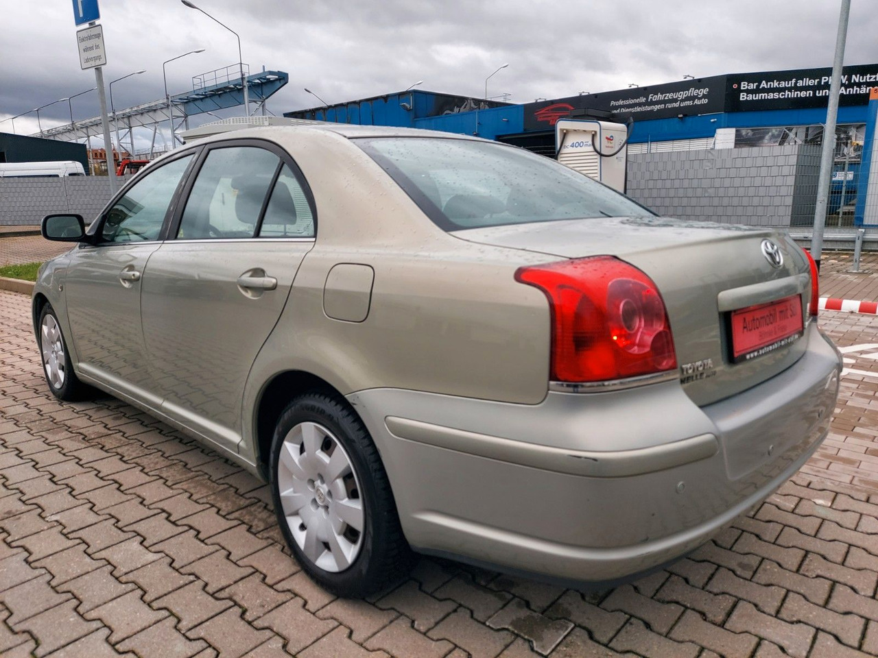 Toyota Avensis 1.8 VVT Lim. Klima Sitzheizung - Limuzina: slika 4 Toyota Avensis 1.8 VVT Lim. Klima Sitzheizung - Limuzina: slika 4