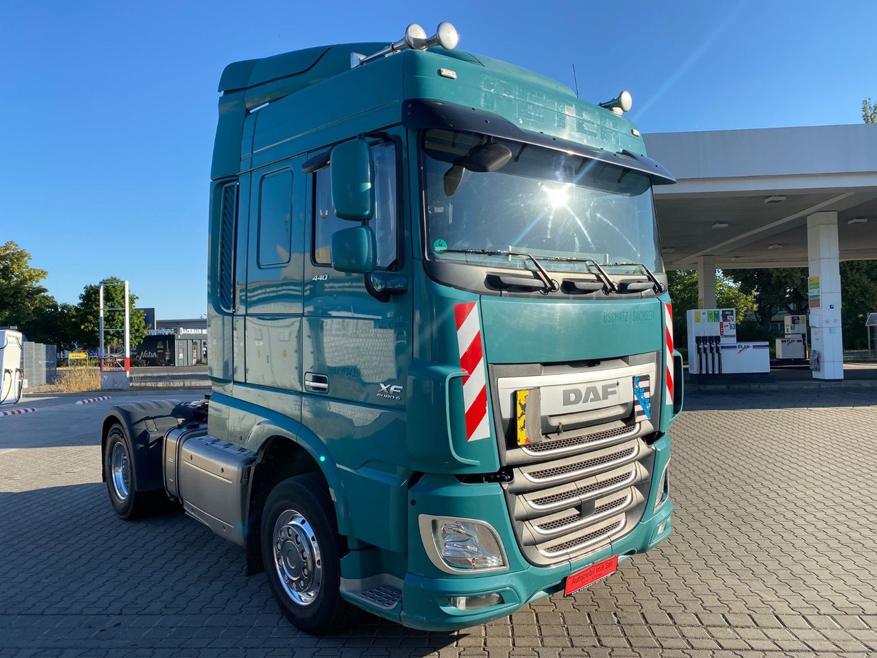 DAF XF 440 EURO 6 KIPPHYDRAULIK ALUFELGEN - Vlačilec: slika 1 DAF XF 440 EURO 6 KIPPHYDRAULIK ALUFELGEN - Vlačilec: slika 1
