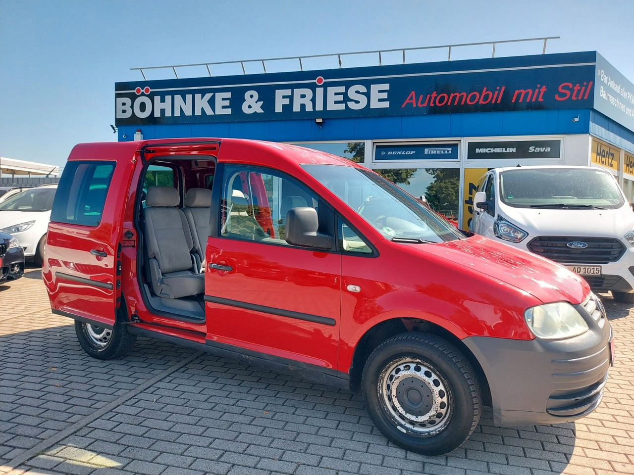 Volkswagen Caddy Kombi 1.9 TDi 5 Sitze Klima M+S AHK - Potniški kombi: slika 1 Volkswagen Caddy Kombi 1.9 TDi 5 Sitze Klima M+S AHK - Potniški kombi: slika 1