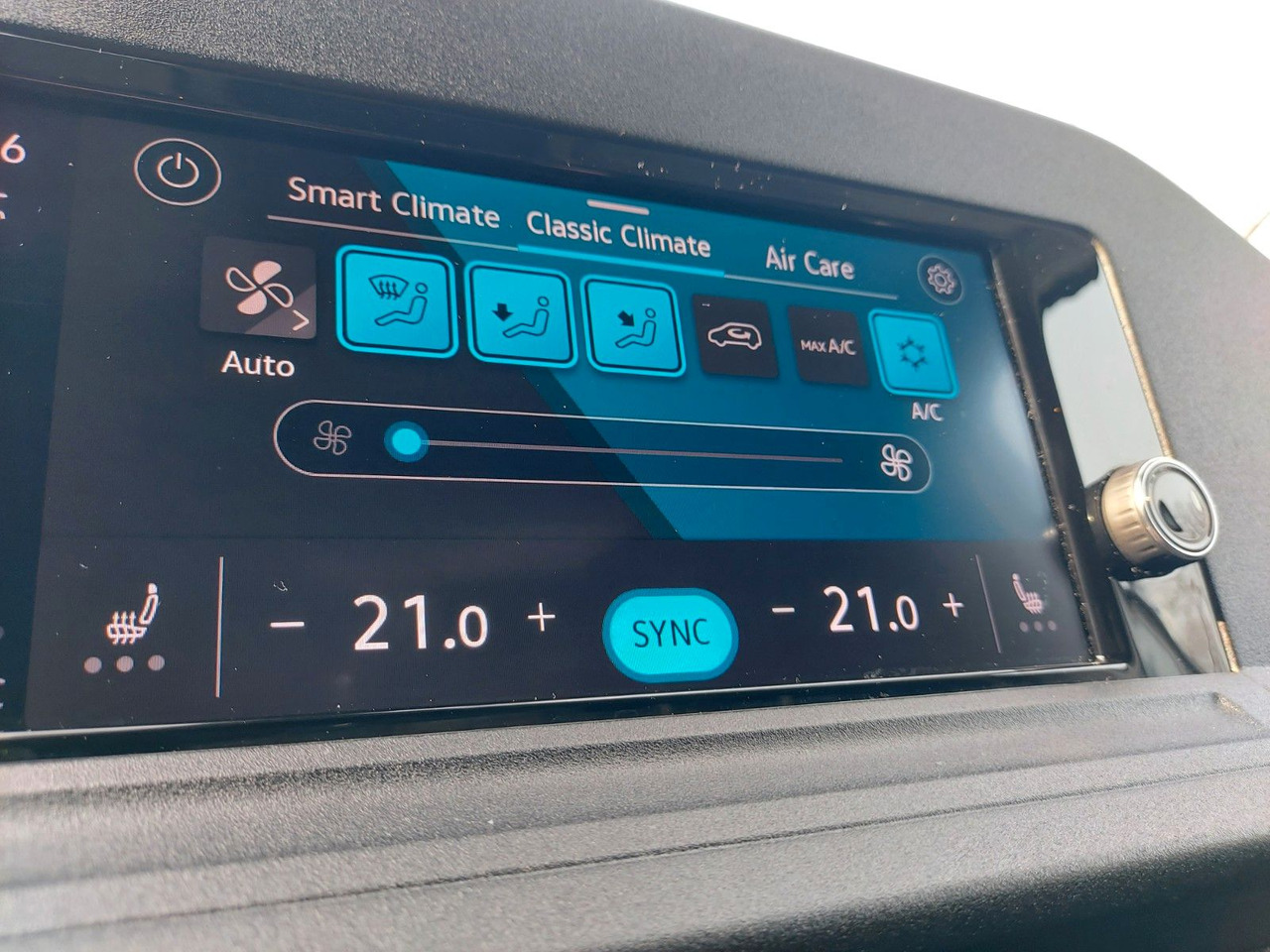 Nov Mali kombi Volkswagen Caddy Maxi LED Klima Sitzheizung  ACC PDC Kamera: slika 22