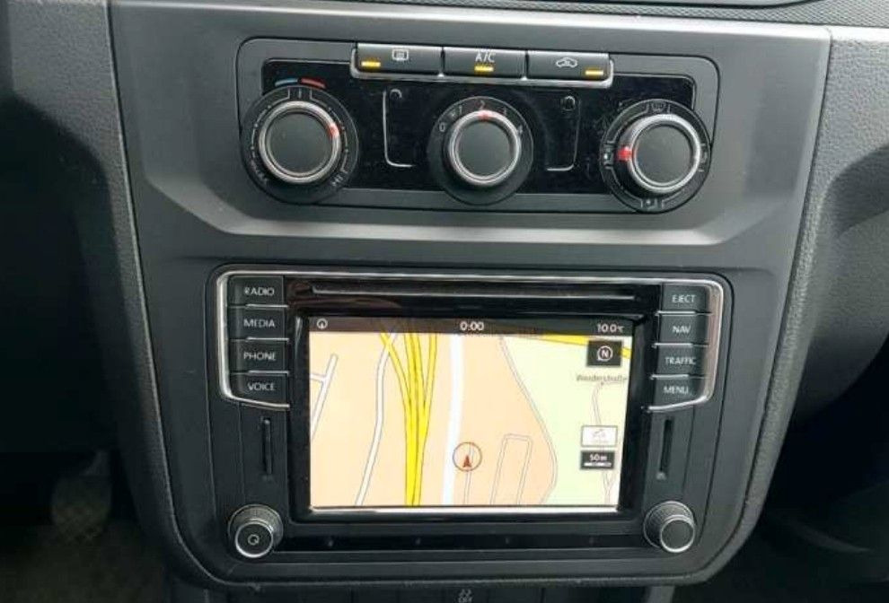 Volkswagen Caddy Nfz Kasten 4Motion 4x4 Klima - Potniški kombi: slika 2 Volkswagen Caddy Nfz Kasten 4Motion 4x4 Klima - Potniški kombi: slika 2