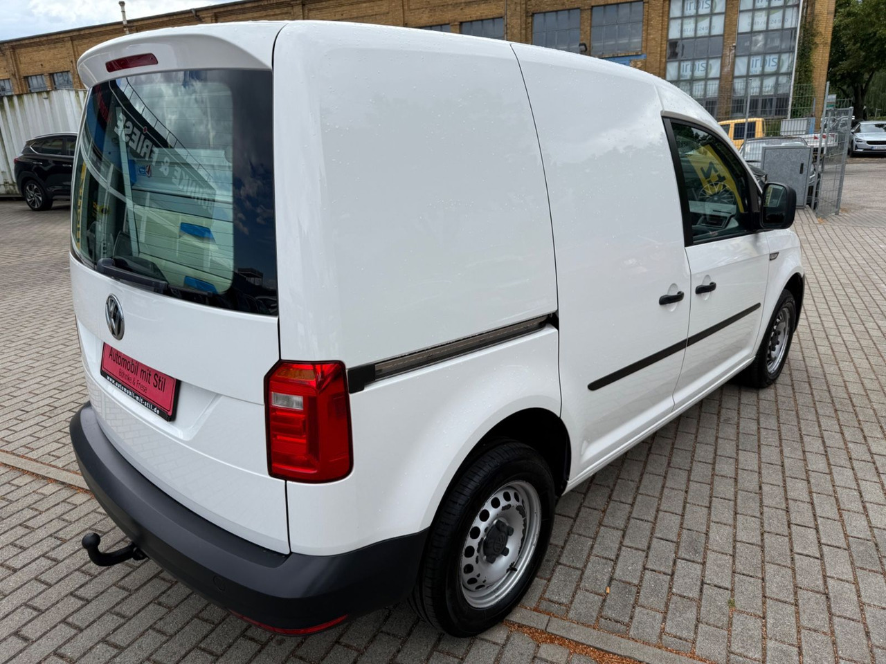Volkswagen Caddy Nfz Kasten 4Motion KLIMA NAVI 10/25 TÜV - Potniški kombi: slika 4 Volkswagen Caddy Nfz Kasten 4Motion KLIMA NAVI 10/25 TÜV - Potniški kombi: slika 4