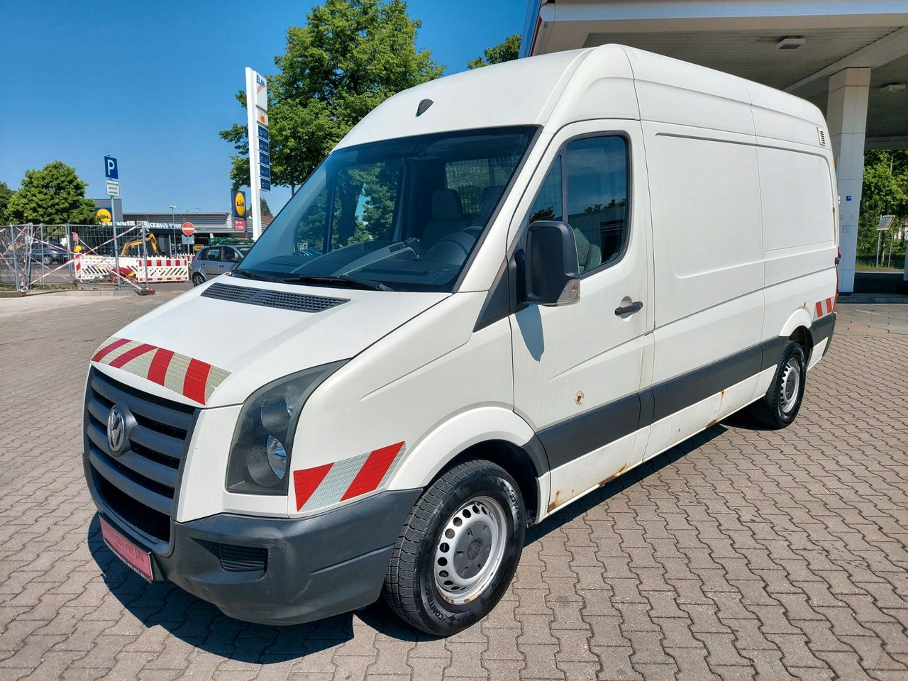 Volkswagen Crafter Kasten 35 mittel L2H2 Hochdach KLIMA AHK - Potniški kombi: slika 4 Volkswagen Crafter Kasten 35 mittel L2H2 Hochdach KLIMA AHK - Potniški kombi: slika 4
