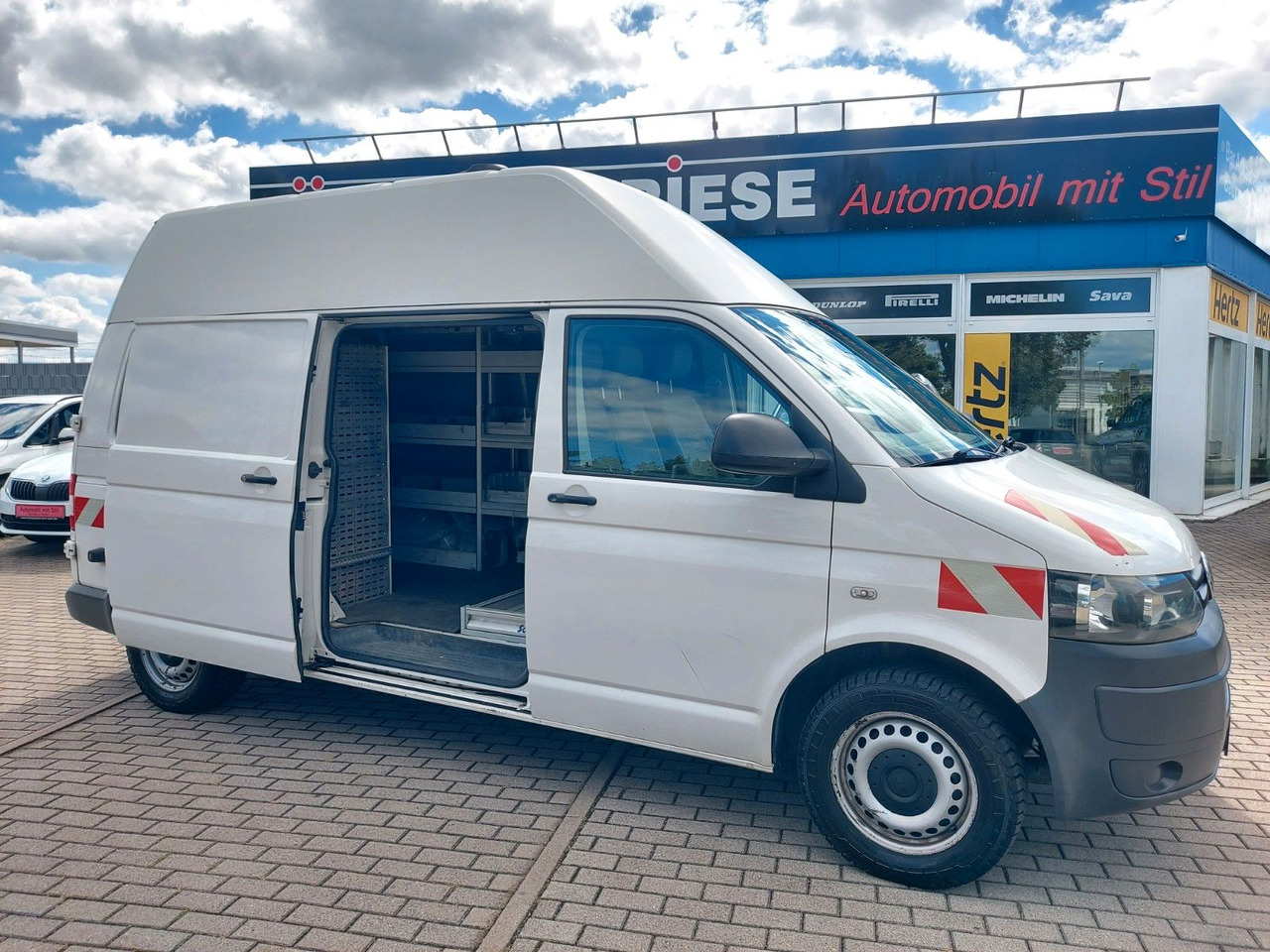 Volkswagen T5 Transporter Kasten Kombi Hoch lang Camper - Potniški kombi: slika 1 Volkswagen T5 Transporter Kasten Kombi Hoch lang Camper - Potniški kombi: slika 1