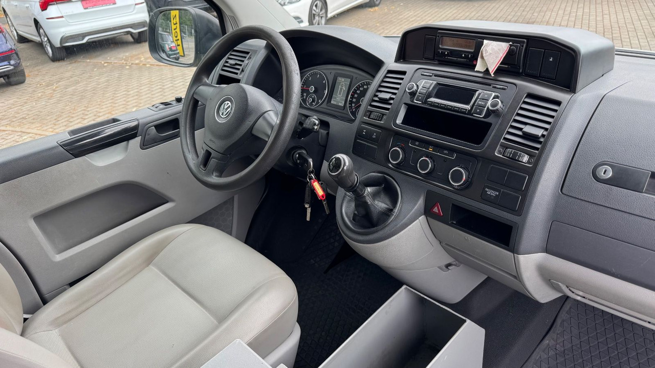 Volkswagen T5 Transporter Kasten-Kombi Lang 4Motion KLIMA - Potniški kombi: slika 4 Volkswagen T5 Transporter Kasten-Kombi Lang 4Motion KLIMA - Potniški kombi: slika 4