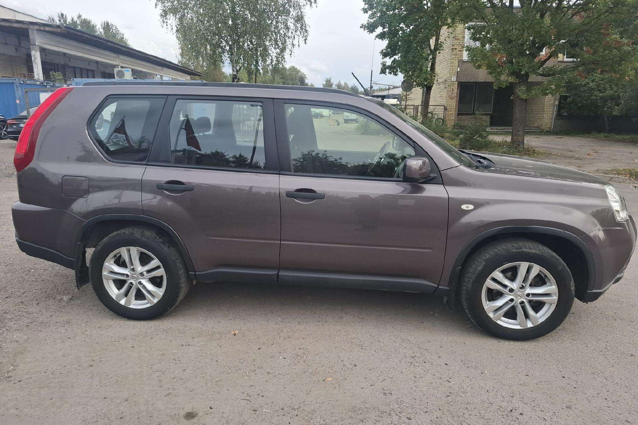 Nissan X-Trail - SUV: slika 4 Nissan X-Trail - SUV: slika 4
