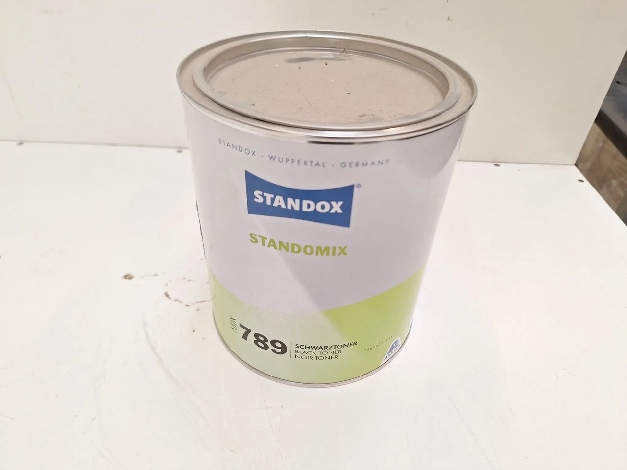 1 Dose Standomix (Standox) - Oprema za delavnice: slika 1 1 Dose Standomix (Standox) - Oprema za delavnice: slika 1