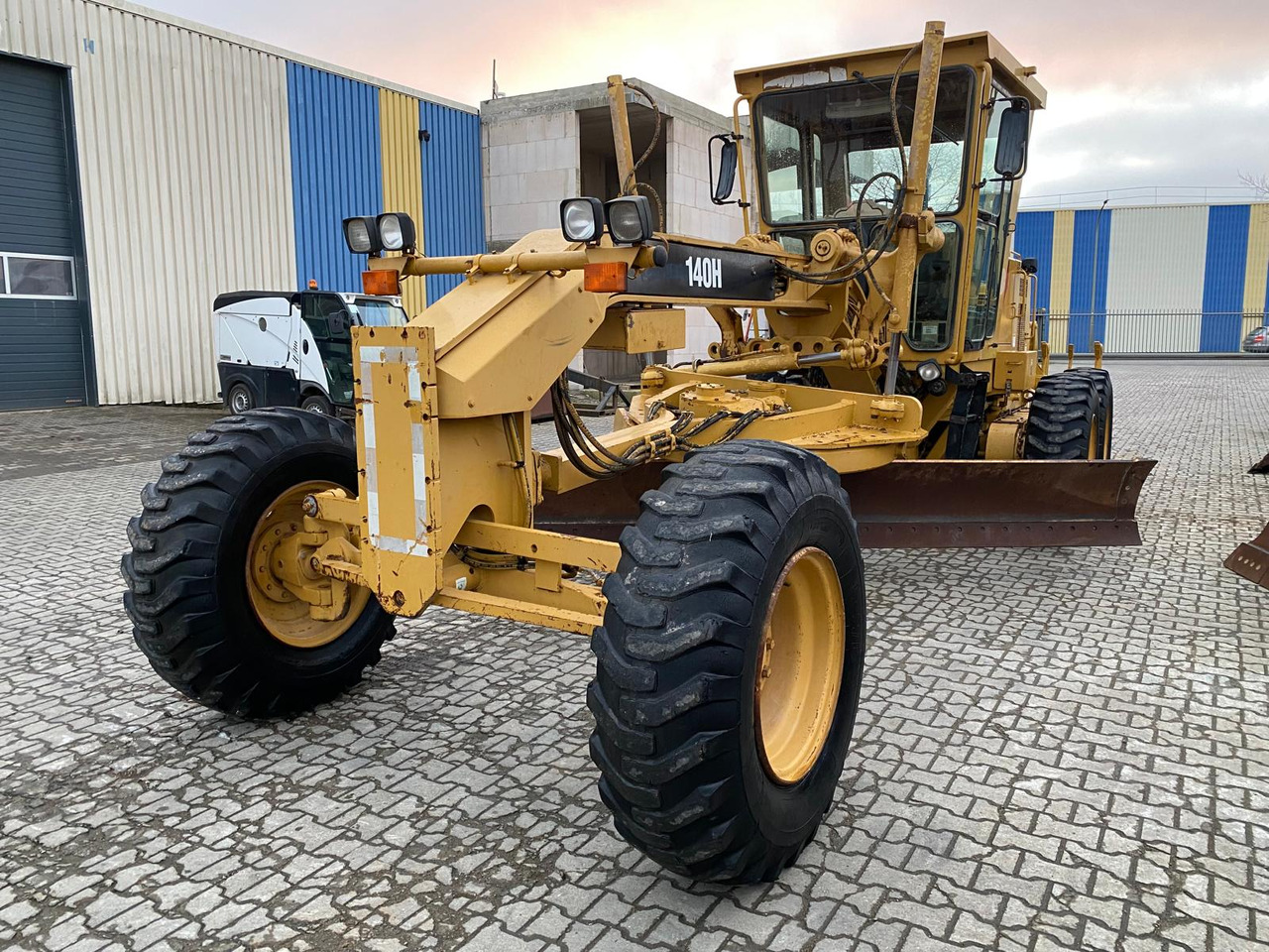 Caterpillar 140 H - Greder: slika 3 Caterpillar 140 H - Greder: slika 3