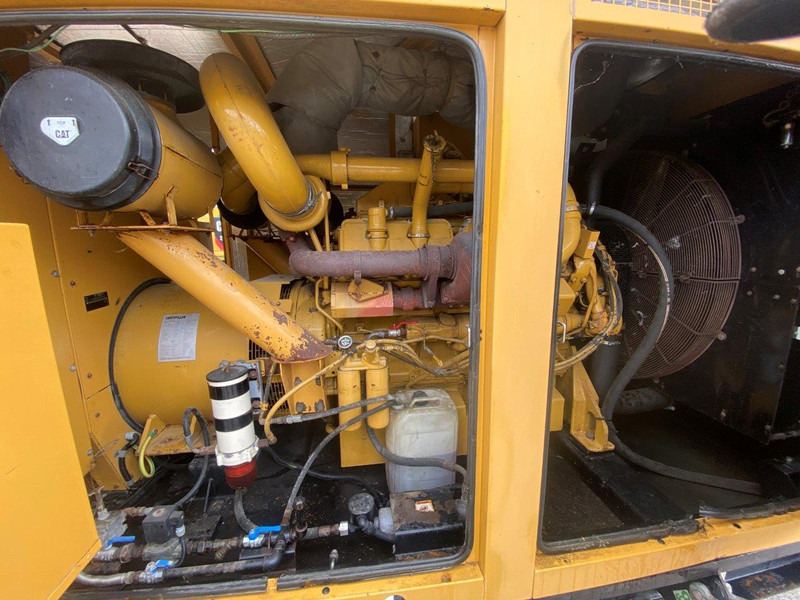 Caterpillar 3412C 900 KVA 900 F - Generator: slika 4 Caterpillar 3412C 900 KVA 900 F - Generator: slika 4