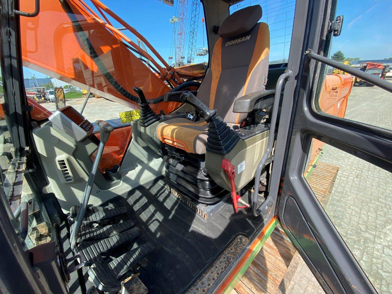 Doosan DX 255 LC NVT - Bager goseničar: slika 3 Doosan DX 255 LC NVT - Bager goseničar: slika 3