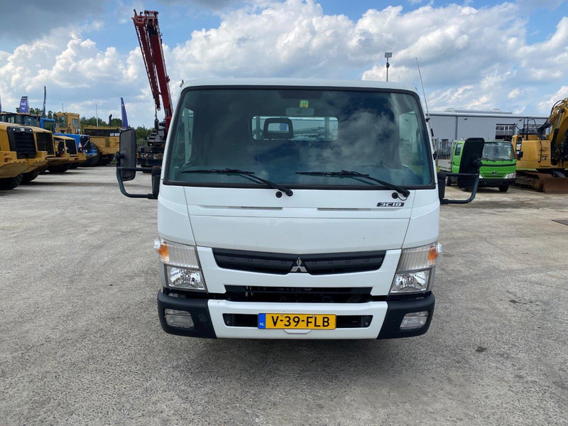 Mitsubishi Fuso Canter 3C18 NVT - Tovornjak s kesonom: slika 4 Mitsubishi Fuso Canter 3C18 NVT - Tovornjak s kesonom: slika 4