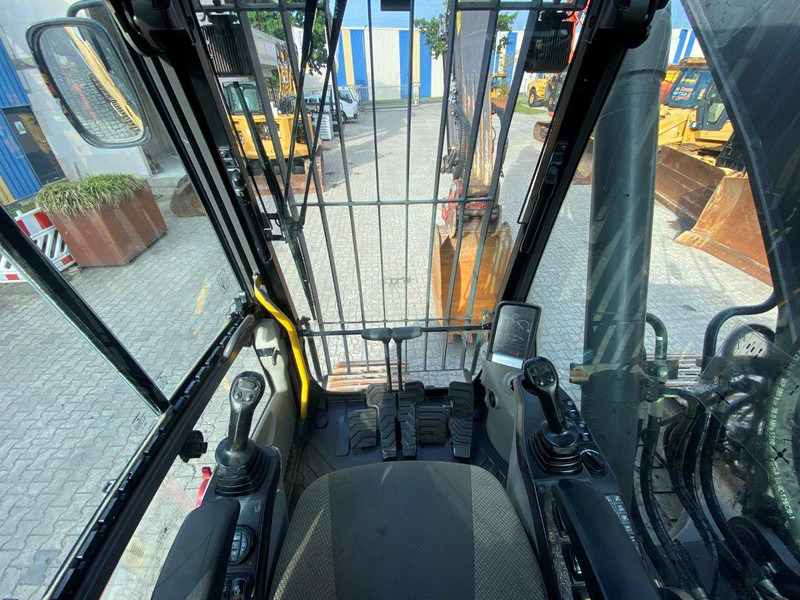 Volvo EC 250 DNL NVT - Bager goseničar: slika 4 Volvo EC 250 DNL NVT - Bager goseničar: slika 4