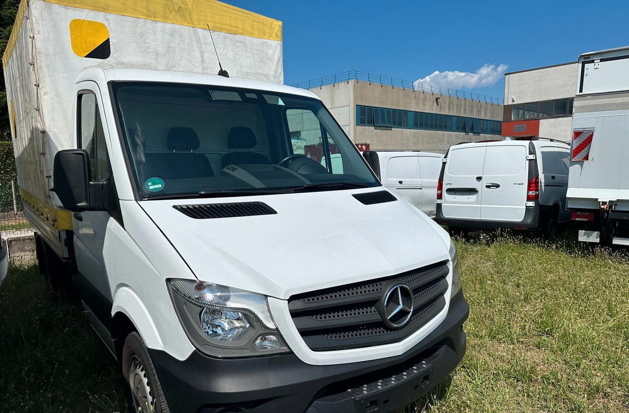 Mercedes Benz 211 centina euro 6 - Dostavno vozilo s ponjavo: slika 2 Mercedes Benz 211 centina euro 6 - Dostavno vozilo s ponjavo: slika 2