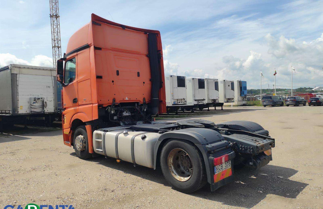 Mercedes-Benz Actros 1845 - Vlačilec: slika 3 Mercedes-Benz Actros 1845 - Vlačilec: slika 3