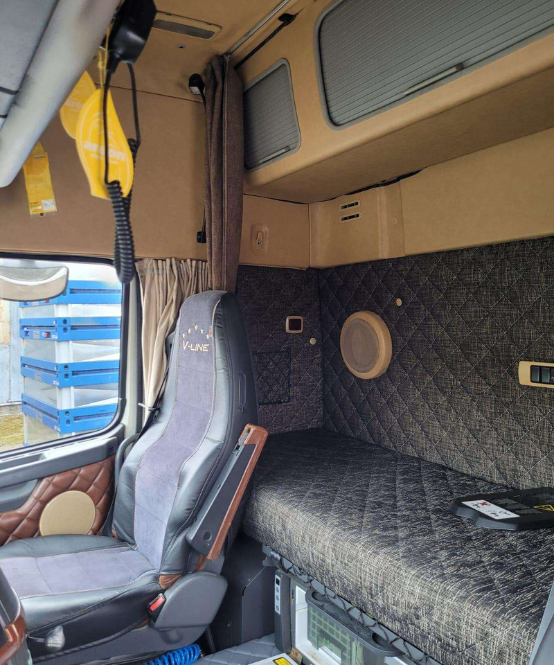 Volvo FH13 440AG - Vlačilec: slika 5 Volvo FH13 440AG - Vlačilec: slika 5