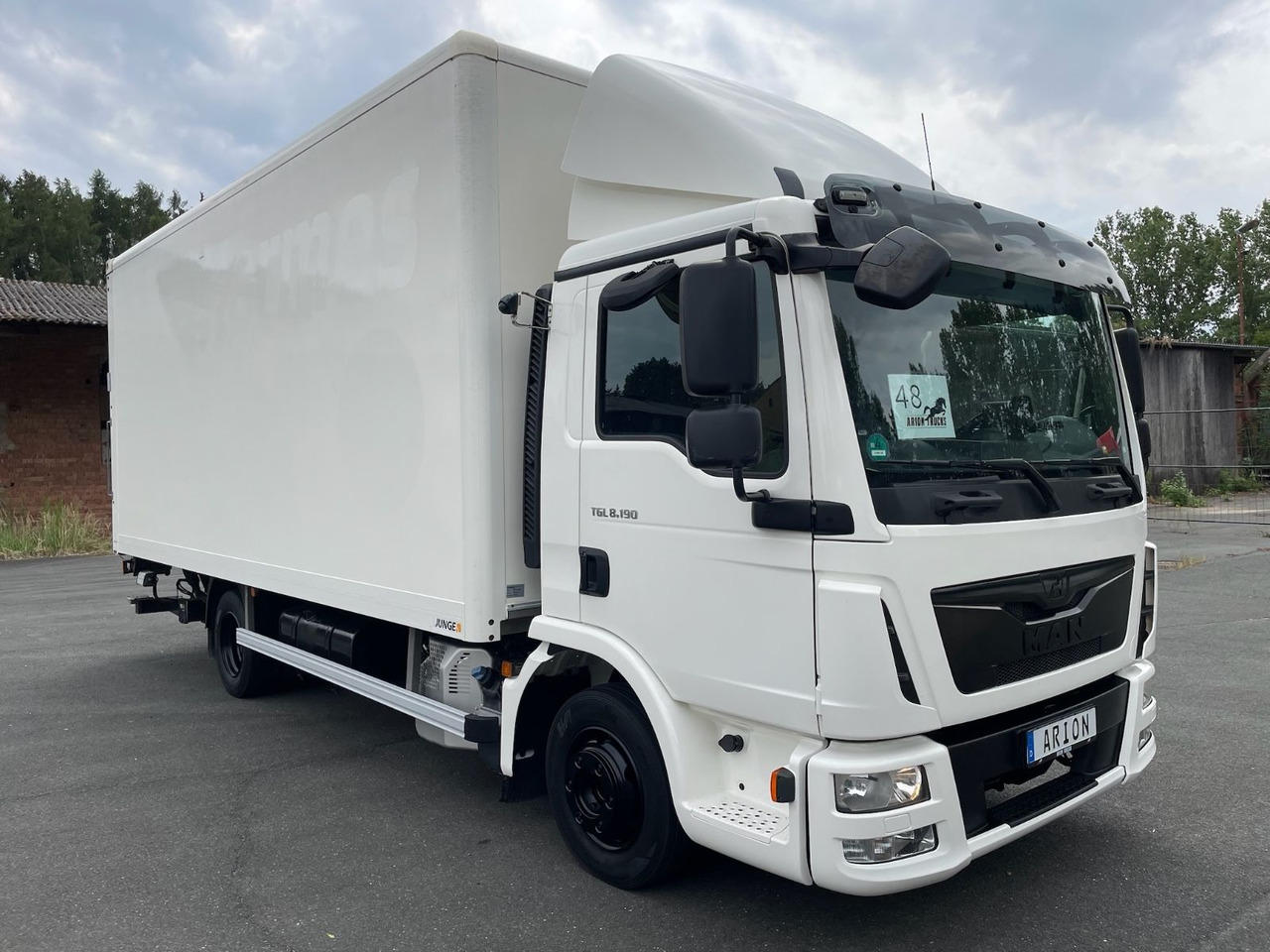 MAN TGL 8.190 4x2 BL Koffer/LBW/BÄR/AC/Kamera/EU6d - Dostavno vozilo z zabojnikom: slika 1 MAN TGL 8.190 4x2 BL Koffer/LBW/BÄR/AC/Kamera/EU6d - Dostavno vozilo z zabojnikom: slika 1