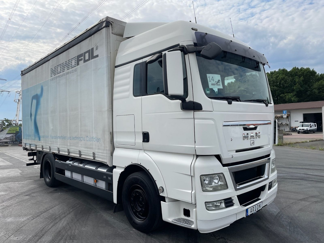 MAN TGX 18.440 4x2 BL Pritsche+Plane/AC/2xBett/EU5 - Tovornjak s ponjavo: slika 1 MAN TGX 18.440 4x2 BL Pritsche+Plane/AC/2xBett/EU5 - Tovornjak s ponjavo: slika 1