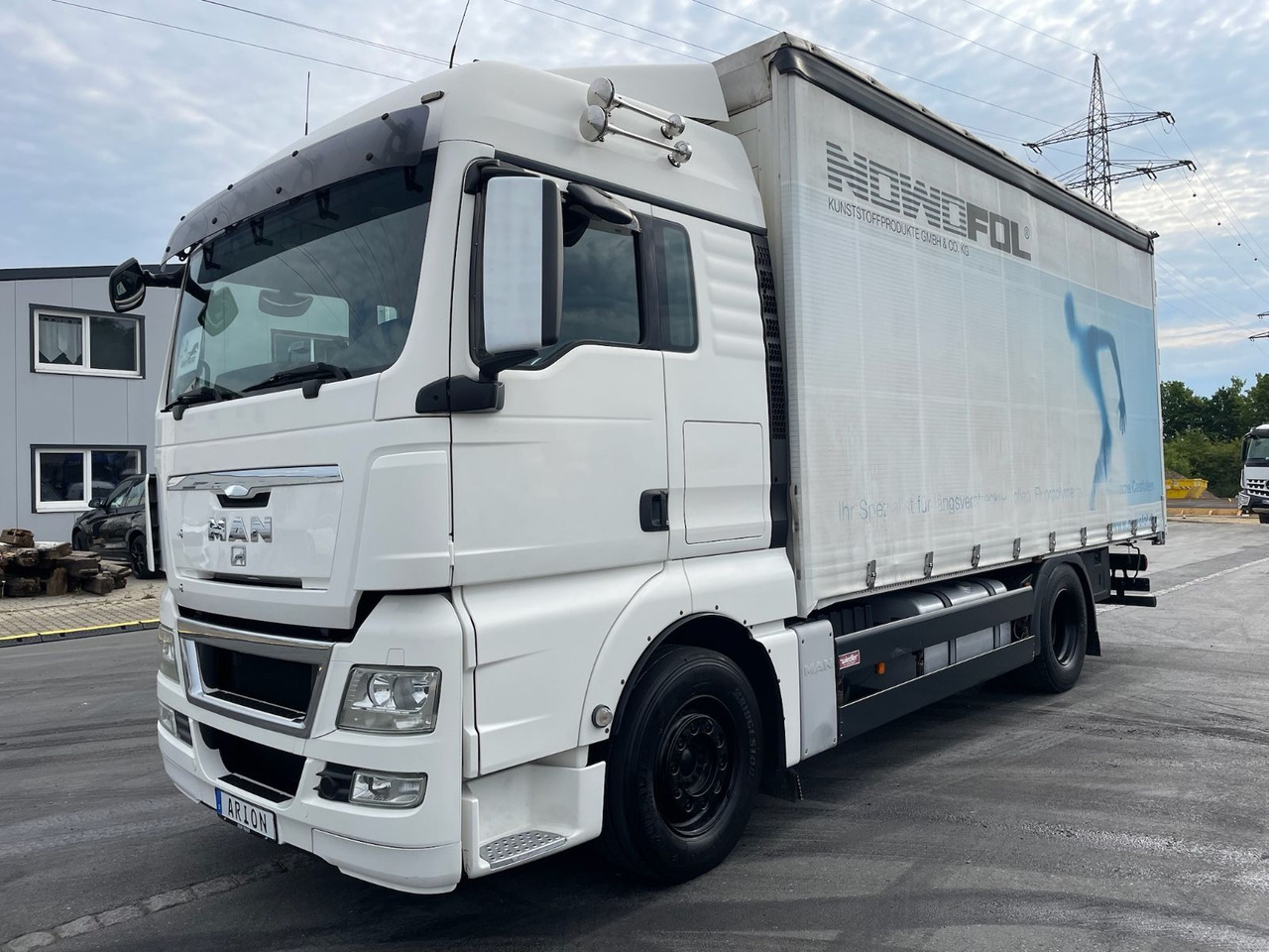 MAN TGX 18.440 4x2 BL Pritsche+Plane/AC/2xBett/EU5 - Tovornjak s ponjavo: slika 3 MAN TGX 18.440 4x2 BL Pritsche+Plane/AC/2xBett/EU5 - Tovornjak s ponjavo: slika 3