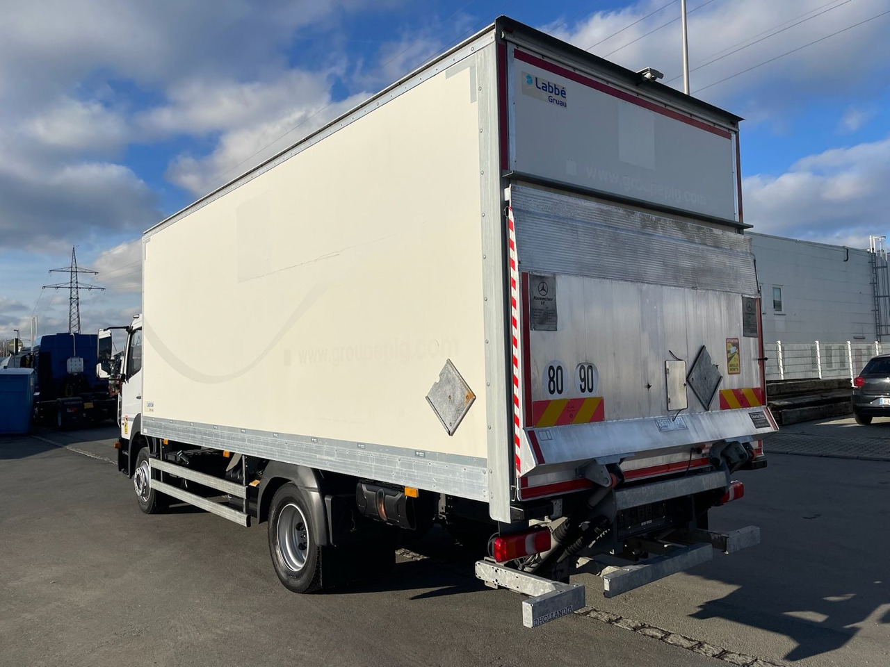 Mercedes-Benz Atego 1218 4x2 Koffer/FULL-ADR/EXIII/LBW/AC/EU6d - Tovornjak zabojnik: slika 5 Mercedes-Benz Atego 1218 4x2 Koffer/FULL-ADR/EXIII/LBW/AC/EU6d - Tovornjak zabojnik: slika 5