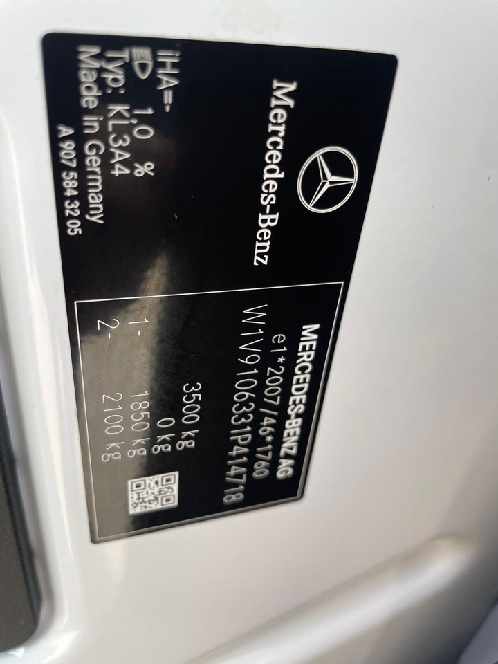 Furgon, Električno dostavno vozilo Mercedes-Benz eSprinter L2H2 Kastenwagen/47KW/AC/Kamera: slika 18 Furgon, Električno dostavno vozilo Mercedes-Benz eSprinter L2H2 Kastenwagen/47KW/AC/Kamera: slika 18
