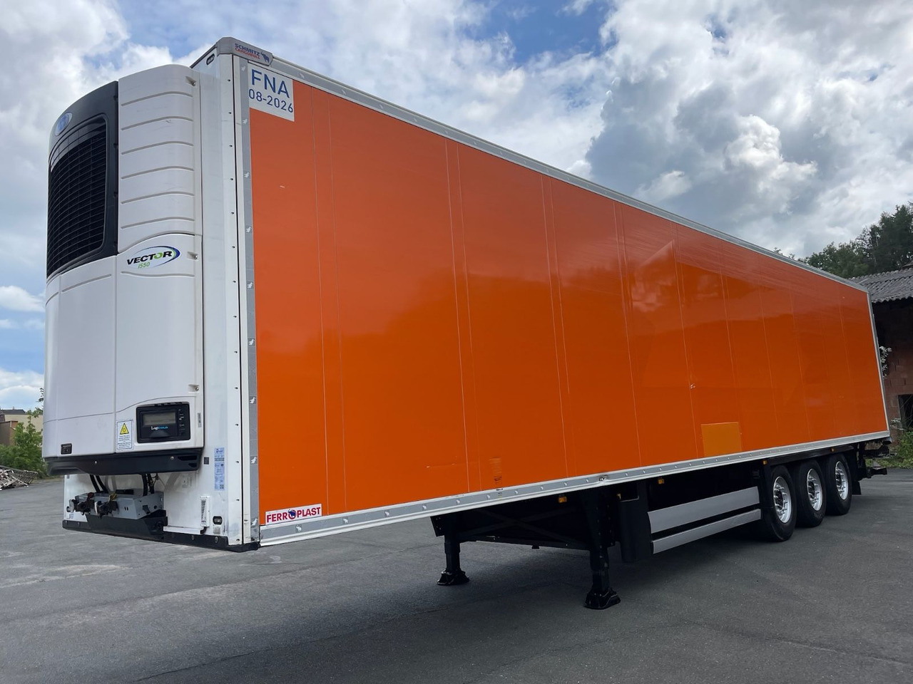 Schmitz Cargobull SCB*S3B/CARRIER/Vector1550/LBW/BÄR/2327h/13,4m - Polprikolica hladilnik: slika 3 Schmitz Cargobull SCB*S3B/CARRIER/Vector1550/LBW/BÄR/2327h/13,4m - Polprikolica hladilnik: slika 3
