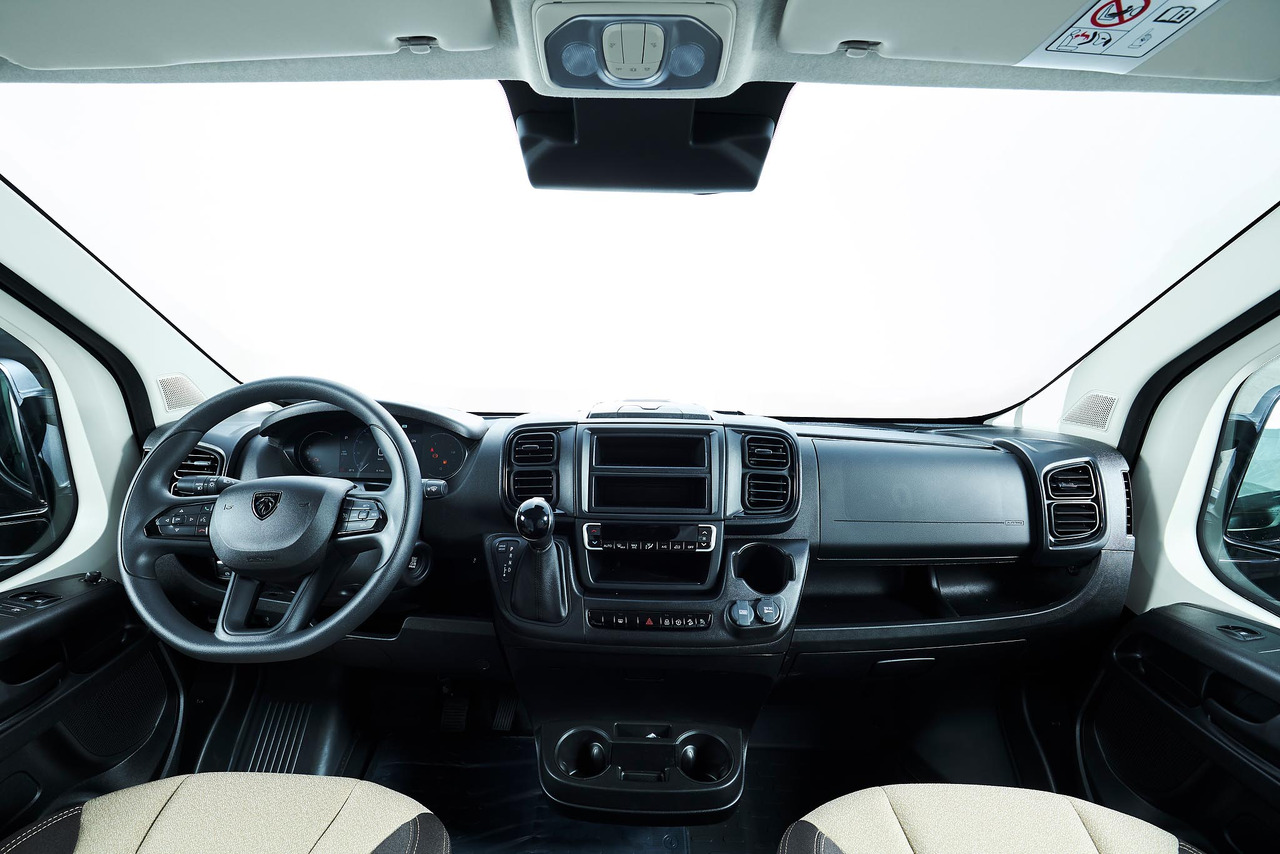 Bravia Mobil Swan 599 Edition 30 PEUGEOT BOXER, EURO 6.4 - Kombi avtodom: slika 4 Bravia Mobil Swan 599 Edition 30 PEUGEOT BOXER, EURO 6.4 - Kombi avtodom: slika 4