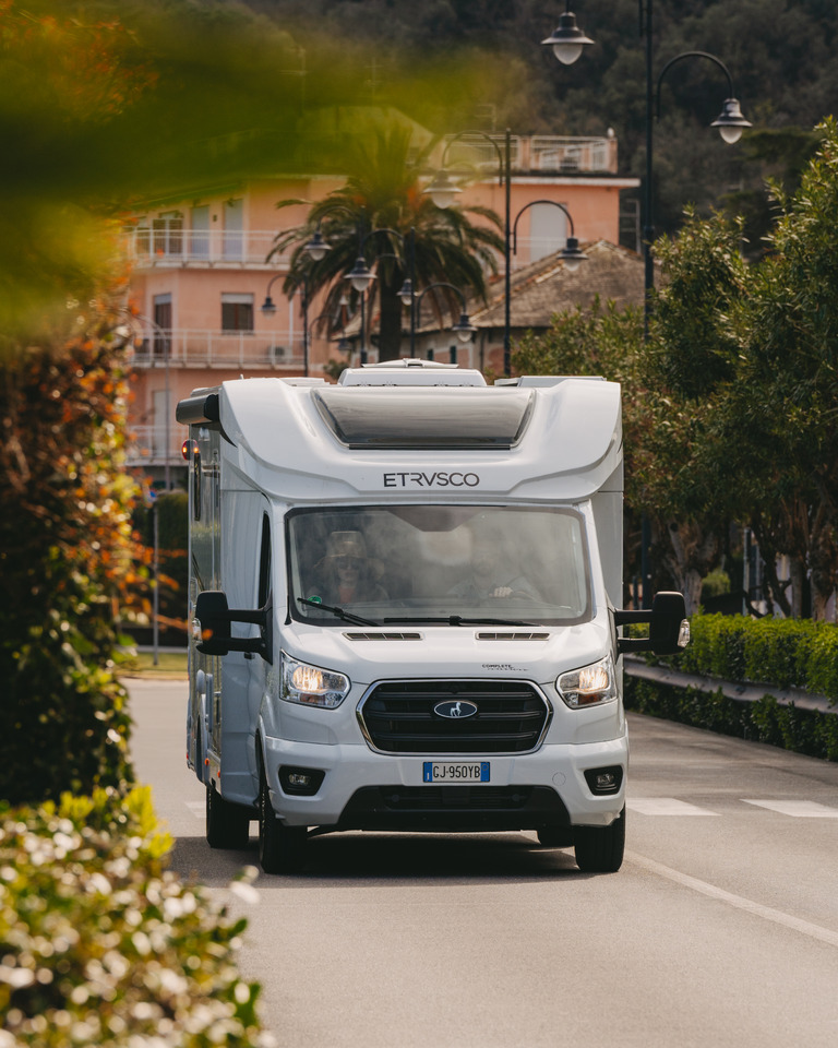 Etrusco T 7.3 QCF - Polintegriran avtodom: slika 3 Etrusco T 7.3 QCF - Polintegriran avtodom: slika 3