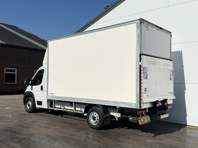 Fiat Ducato 2.3 MultiJet 140pk Laadklep Airco Camera Navigatie Bakwagen Koffer Meubelbak - Dostavno vozilo z zabojnikom: slika 2 Fiat Ducato 2.3 MultiJet 140pk Laadklep Airco Camera Navigatie Bakwagen Koffer Meubelbak - Dostavno vozilo z zabojnikom: slika 2