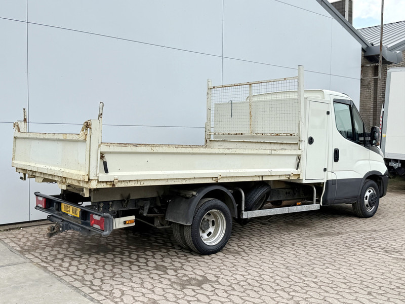 Iveco Daily 35C12 2.3 Kipper Dubbellucht 3.5t Trekhaak Airco Cruise Control Lucht geveerde stoel - Dostavno vozilo prekucnik: slika 4 Iveco Daily 35C12 2.3 Kipper Dubbellucht 3.5t Trekhaak Airco Cruise Control Lucht geveerde stoel - Dostavno vozilo prekucnik: slika 4