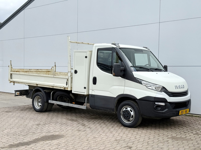 Iveco Daily 35C12 2.3 Kipper Dubbellucht 3.5t Trekhaak Airco Cruise Control Lucht geveerde stoel - Dostavno vozilo prekucnik: slika 5 Iveco Daily 35C12 2.3 Kipper Dubbellucht 3.5t Trekhaak Airco Cruise Control Lucht geveerde stoel - Dostavno vozilo prekucnik: slika 5