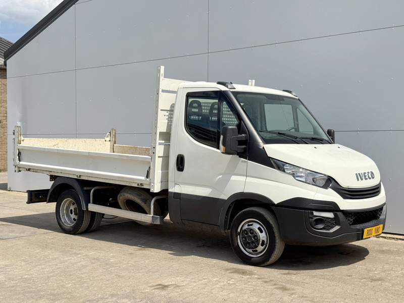 Iveco Daily 35C12 2.3 Kipper Dubbellucht Trekhaak Airco Cruise Control Lucht Geveerde Stoel - Dostavno vozilo prekucnik: slika 5 Iveco Daily 35C12 2.3 Kipper Dubbellucht Trekhaak Airco Cruise Control Lucht Geveerde Stoel - Dostavno vozilo prekucnik: slika 5