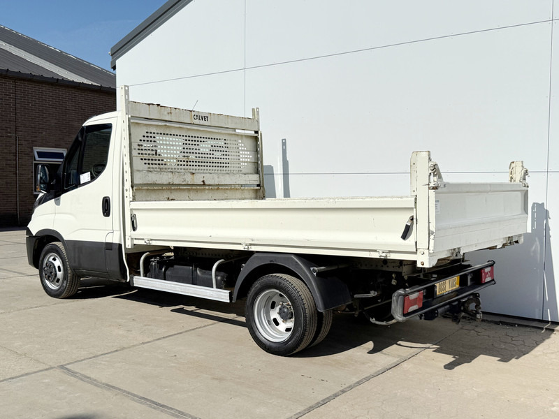 Iveco Daily 35C12 2.3 Kipper Dubbellucht Trekhaak Airco Cruise Control Lucht Geveerde Stoel - Dostavno vozilo prekucnik: slika 3 Iveco Daily 35C12 2.3 Kipper Dubbellucht Trekhaak Airco Cruise Control Lucht Geveerde Stoel - Dostavno vozilo prekucnik: slika 3