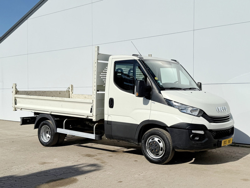 Iveco Daily 35C12 2.3 Kipper Dubbellucht Trekhaak Airco Cruise Control Lucht Geveerde Stoel - Dostavno vozilo prekucnik: slika 5 Iveco Daily 35C12 2.3 Kipper Dubbellucht Trekhaak Airco Cruise Control Lucht Geveerde Stoel - Dostavno vozilo prekucnik: slika 5