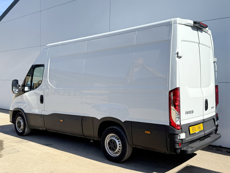 Iveco Daily 35S14 L2H2 Airco Cruise Control 3.5t Trekgewicht Euro 6 - Furgon: slika 2 Iveco Daily 35S14 L2H2 Airco Cruise Control 3.5t Trekgewicht Euro 6 - Furgon: slika 2